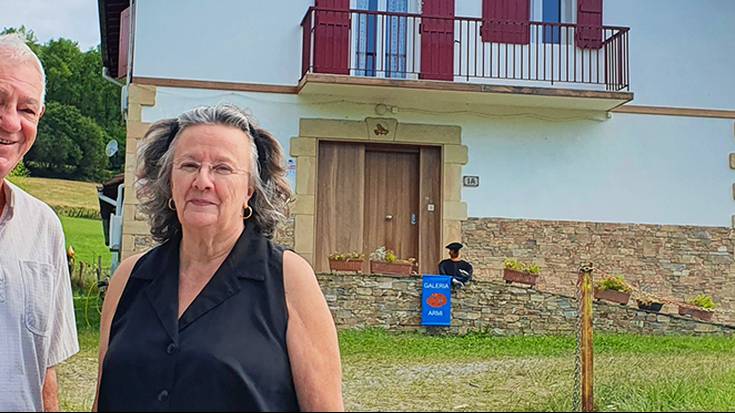 Trini Mikelarenarekin egon gara ARMI Arte Galerian