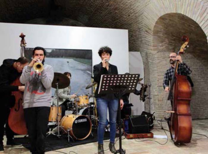 Lurpekariak musika taldeak emanaldia eskainiko du Donamariako Jauregian abuztuaren 17an