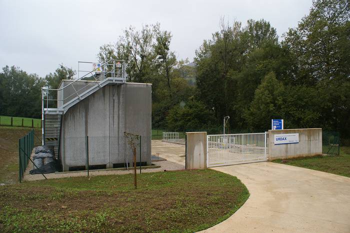 Urdazubik herriguneari eta Hiribere zein Leorlas auzoei zerbitzua emateko araztegia inauguratu du
