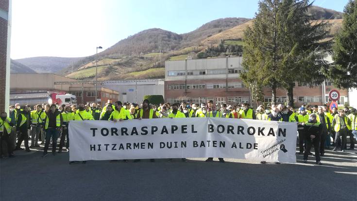Larunbatean manifestaziorako deia egin dute Torraspapeleko langileek