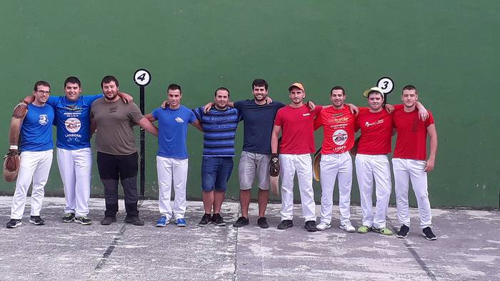 Baztan-Errekako laxoa kopa torneoko lehen finalista erabaki da Arraiozen
