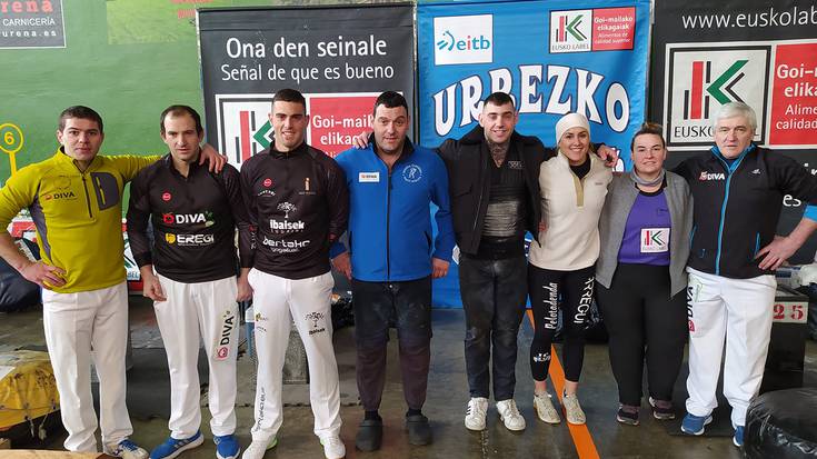 Iker Vicente eta Jon Rekondo nagusitu dira Urrezko binakako aizkolari txapelketako Leitzako saioan