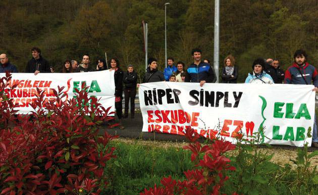 Kontzentrazioa eskubide urraketen kontra Arraiozko Simplyn 