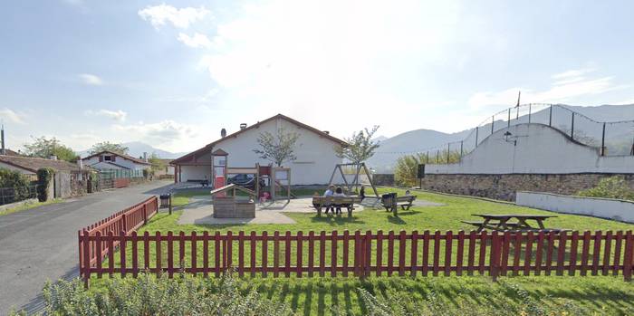 Kafe eztabaida izanen dute asteazkenean Sarako Lur Berri Gelan