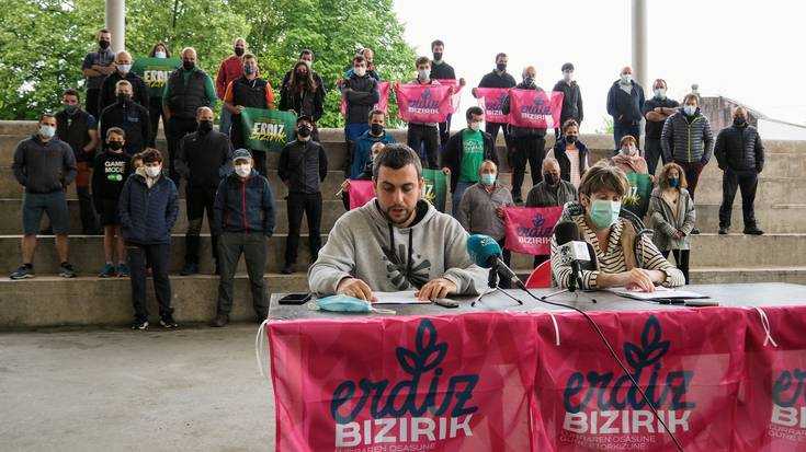 Magnak aurkeztutako proiektua «orain dela 14 urte bezalaxekoa» dela salatu du Erdiz Bizirik plataformak