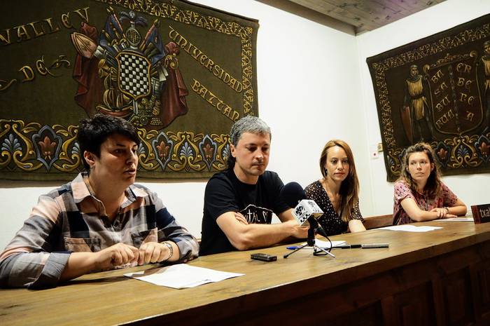 Miren Gorrotxategi azpeitiarrak irabazi du 2019ko (H)ilbeltza beka ‘Vianako bihotza’ egitasmoarekin