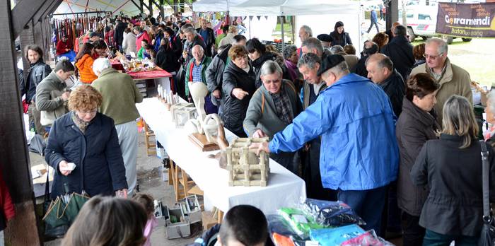 Bertako produktuen merkatua eginen dute Elizondoko plazan urtarrilaren 5ean