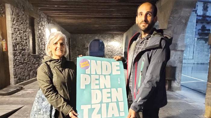 Egun osoko egitaraua prestatu dute Mendialdeko Independentzia Egunerako