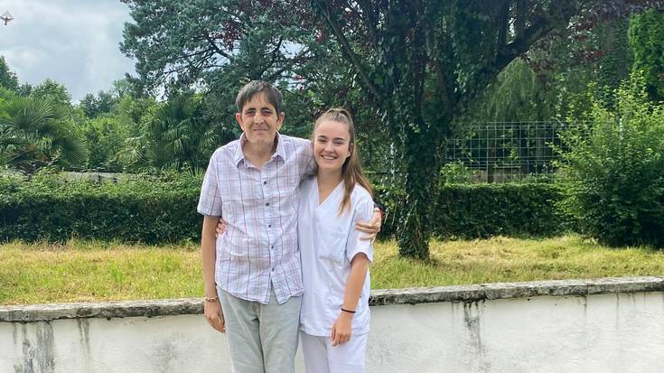 «Herritar bat gehiago sentitzen naiz eta irrikan nago txupinazorako»