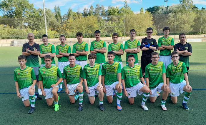 Indartsu ekin dio Preferenteko ibilbideari Leitzako Aurrera futbol taldeak