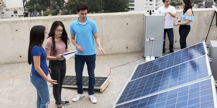 Energia-efizientziaz dakien langile bila dabil Cederna Garalur