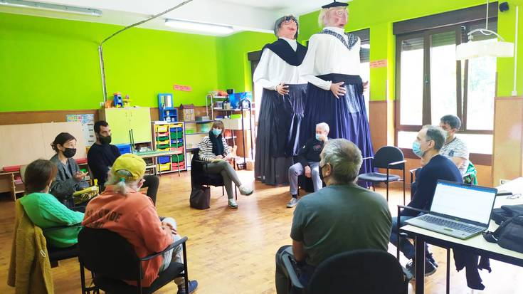 Landarte programa martxan paratzeko bildu dira Zubietan
