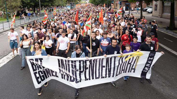 Baztandik Independentziara! eguna ospatuko dute apirilaren 4an eta 5ean Erratzun