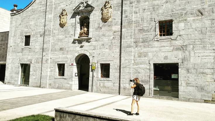 Turismo bulegoa eta Burdinaren Museoa irekiko dituzte asteartean Lesakan