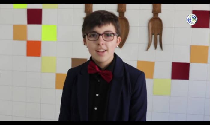 Gozamenez saria etxera ekarri dute Leitzako Amazabal institutuko ikasleek aurten ere