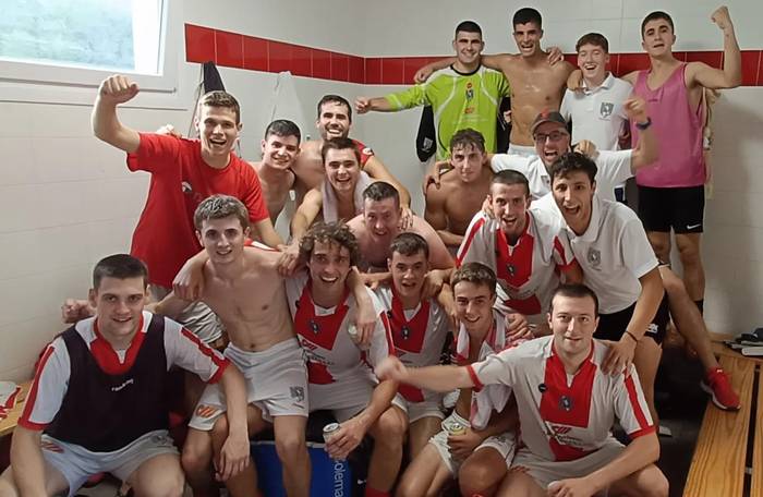Doneztebek lortu du eskualdeko futbol taldeen garaipen bakarra