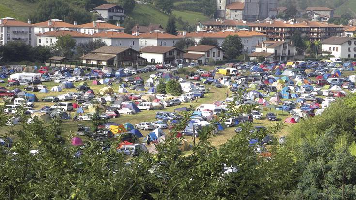 Sanferminetan herrikoei ekitaldi berezirik ez antolatzea eta kanpotarrei ez etortzea eskatu die Lesakako Udalak