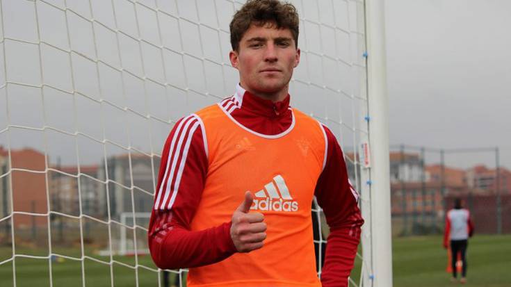 Jorge Agirre futbolari lesakarra bigarren mailako Mirandes taldean ariko da