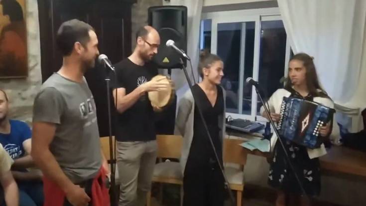 4koplasara taldearen agurra