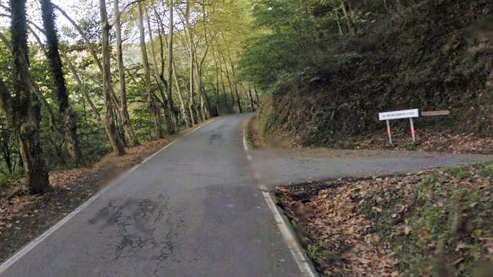 Etxalarko Lakain-Apezborro auzoko bidea «tarteka» itxita egonen da gaur hasi eta ortziralera bitarte