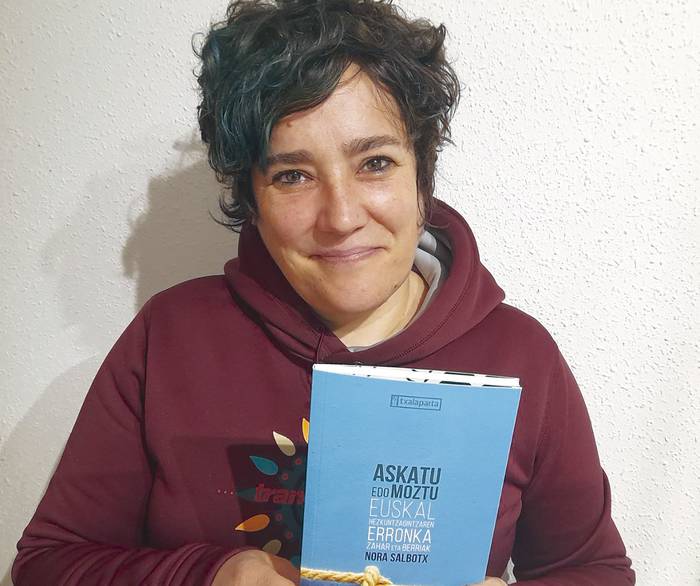 «Hezkuntza sistema honek eraitsi beharreko gabezia aunitz ditu»