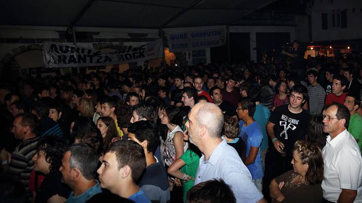 Aurtengo Arantza Rock ere bertan behera