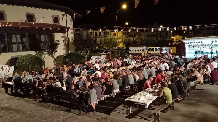 Oronozko bestetarat joateko Gan-torri busa izanen da bihar gauean