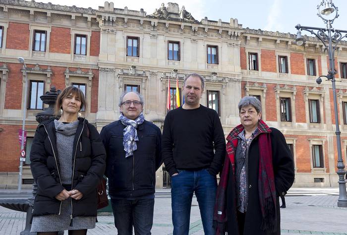 Nafarroako Parlamentuak Cristina Lainez, Dabid Anaut, Itziar Diez de Ultzurrun eta Juan Carlos Pikabea hautatu ditu Euskararen Nafar Kontseiluko kide