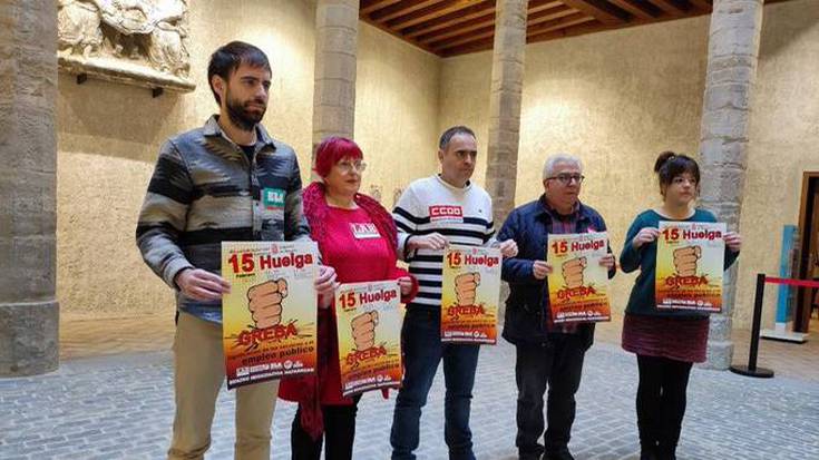 Otsailaren 15en  Arlo publikoan grebara deitu dute sindikatuak. LAB eko Isabel Artiedarekin egon gara "Gobernuak grebara bultzatu gaitu"