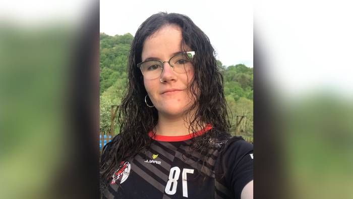 «Giro paregabea izaten dugu eskubaloi taldean»