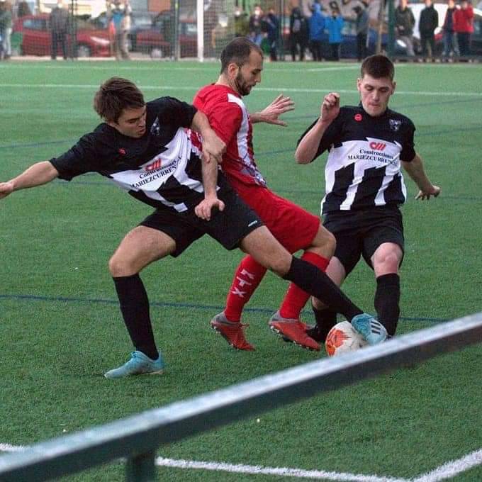 Gure Txokoako futbol eta areto-futbol taldeek denboraldiko lehen partidak jokatuko dituzte etxean