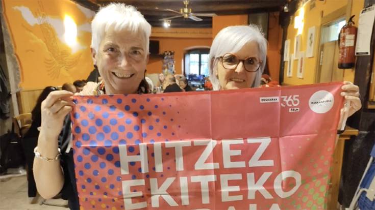 Euskaraldiko txapak banatuko dituzte ostegunean eta ostiralean Leitzan