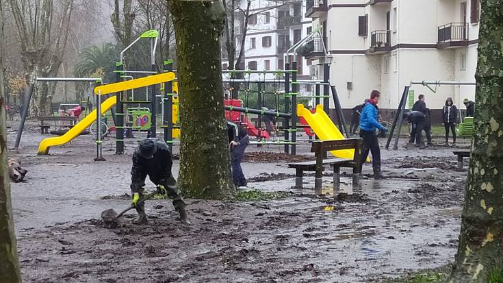Doneztebeko Udalak eskerrak eman die herritarrei egindako auzolanarengatik