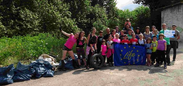 LIFE-IREKIBAI proiektuaren laguntzaz Baztango Udalak erreka eta inguruko herrilurren garbiketa auzolanak egin ditu bertze urte batez