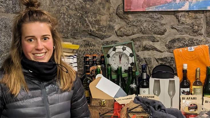 Nerea Ordokik eraman du Lesakako elkartasun zozketako saski ederra