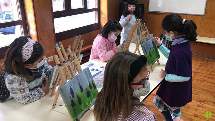 Pintura tailerra emanen dute apirilaren 6an eta 7an Zubietan