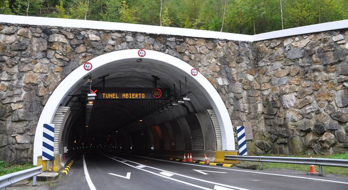 Belate eta Almandozko tunelak eraberritzeko proiektuaren aurreko azterlan geoteknikoaren kontratazioa baimendu dute
