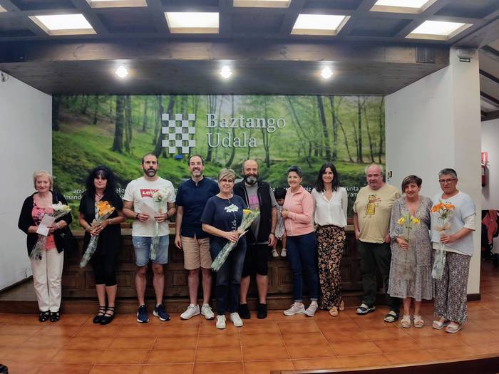Balkoiak eta leihoak apaintzeko Baztango III. sariketan izen ematea ireki dute