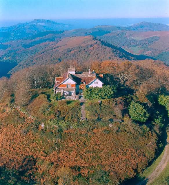 Aizkolegira mendi ateraldia antolatu du Lesakako Beti Gaztek iganderako