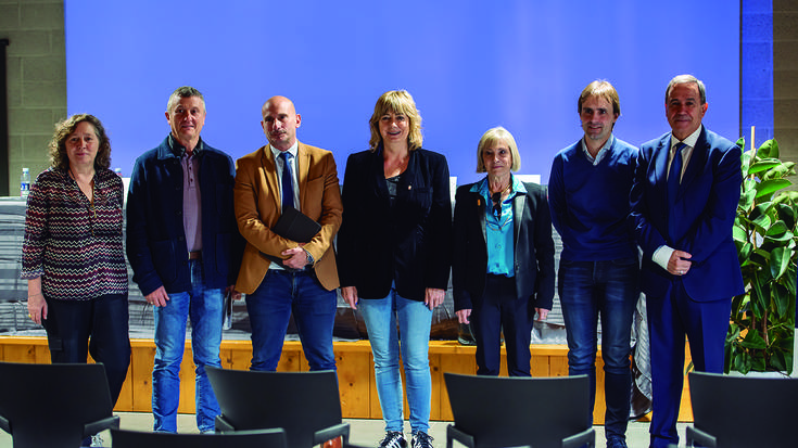 Baserriberri mugaz gaindiko zurgintza formakuntza proiektua aurkeztu dute Urdazubin