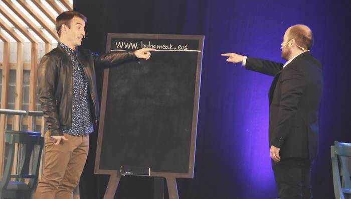 'Erik eta Win' ikuskizuna Donezteben igande honetan