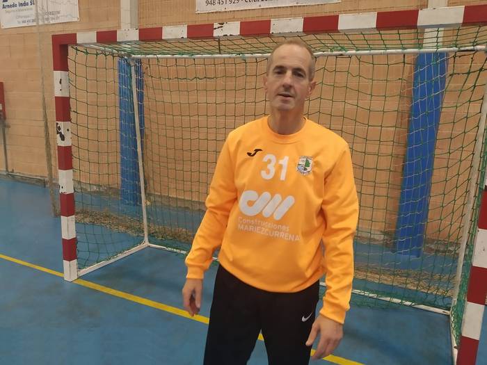 «Adinak dakarren gaitasun galera konpetitzeko grinarekin konpentsatzen dut»