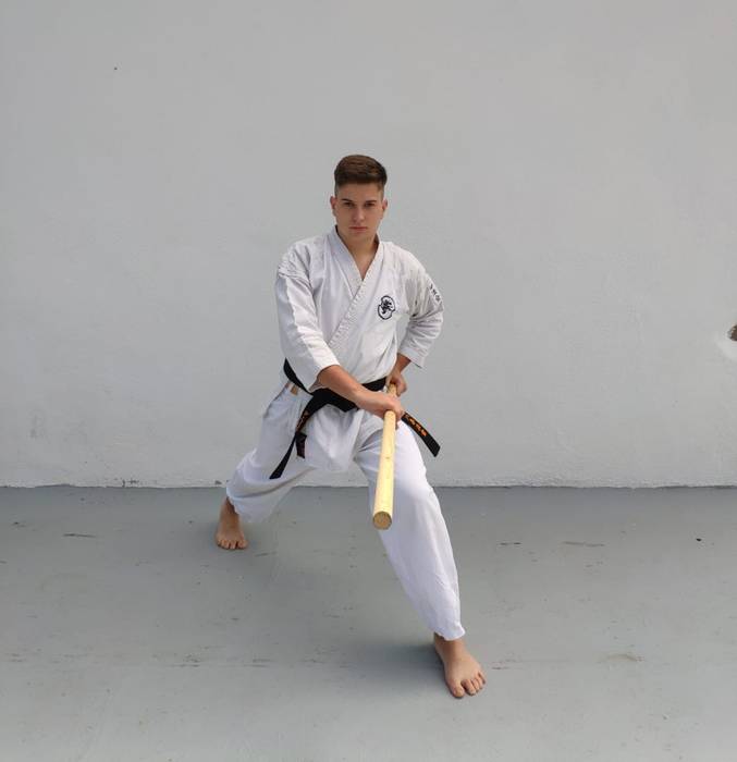 «Ikasteko erraza eta dibertigarria da Kenpo kaia»