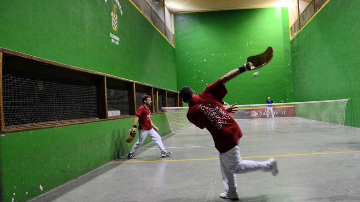 Iparraldeko paxaka txapelketako final laurdenetako partida jokatuko dute otsailaren 12an Elizondon