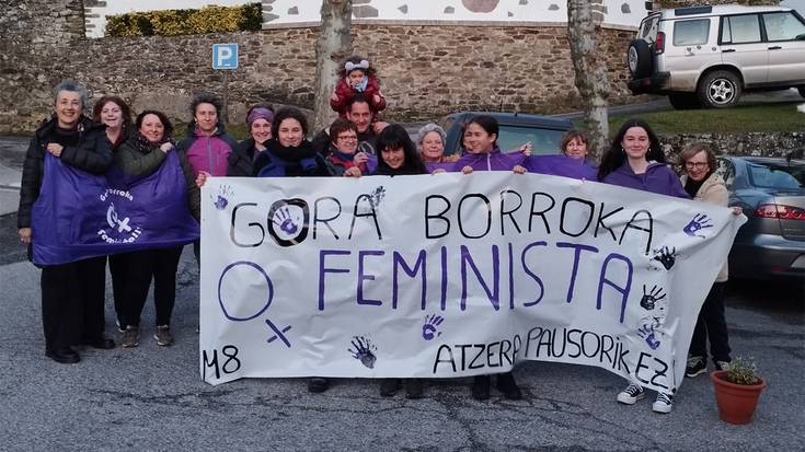 Borroka feministaren aldeko mezua zabaldu dute aranoarrek emakumearen egunean