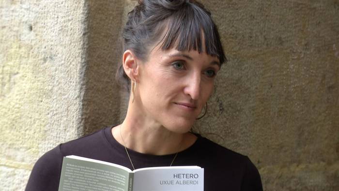 Uxue Alberdik 'Hetero' liburua aurkeztuko du bihar Anizen