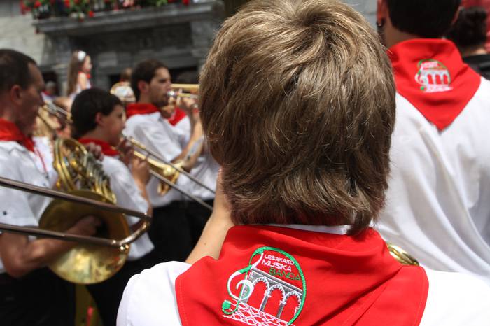  ‘160 urtez’ lehen diskoa atera du Lesakako Musika Bandak