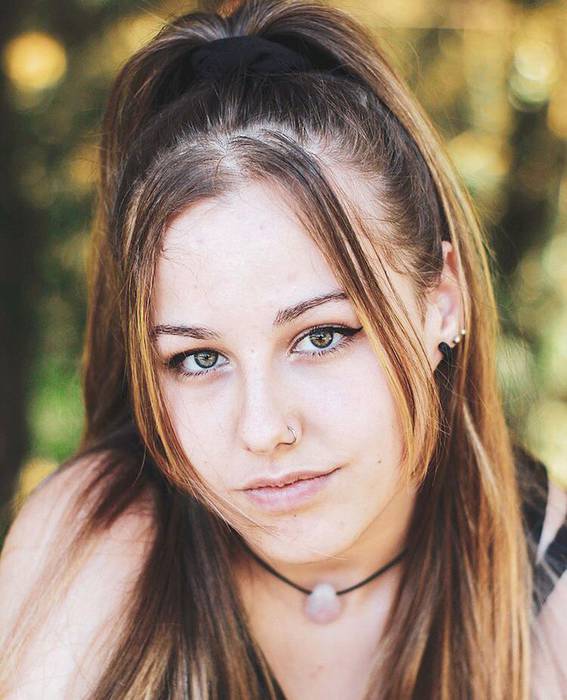 «Anorexia gizarteak eragiten duen gaixotasuna da»