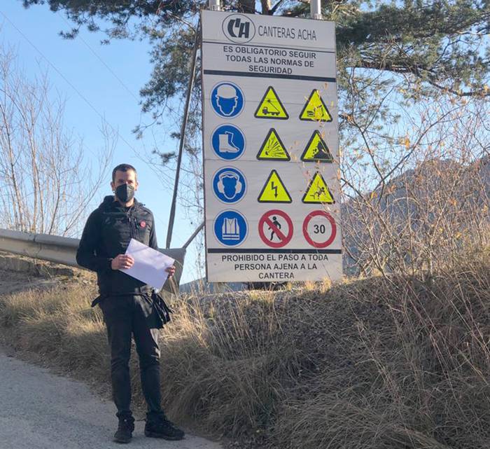 Canteras Acha SA-ko arduradunari Arizkungo Herriaren izenean