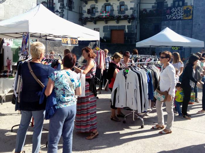 Eguberrietako kanpaina martxan jarri du Leitzako Kaxkabeltza elkarteak